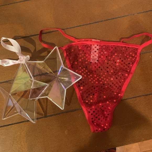 Victoria Secret ornament with thong - Picture 1 of 9